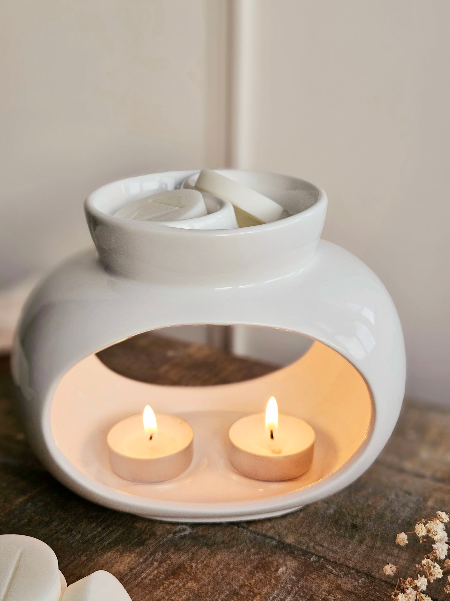 'Glow' Duo Ceramic Wax Melt Burner - White (DISCONTINUED)